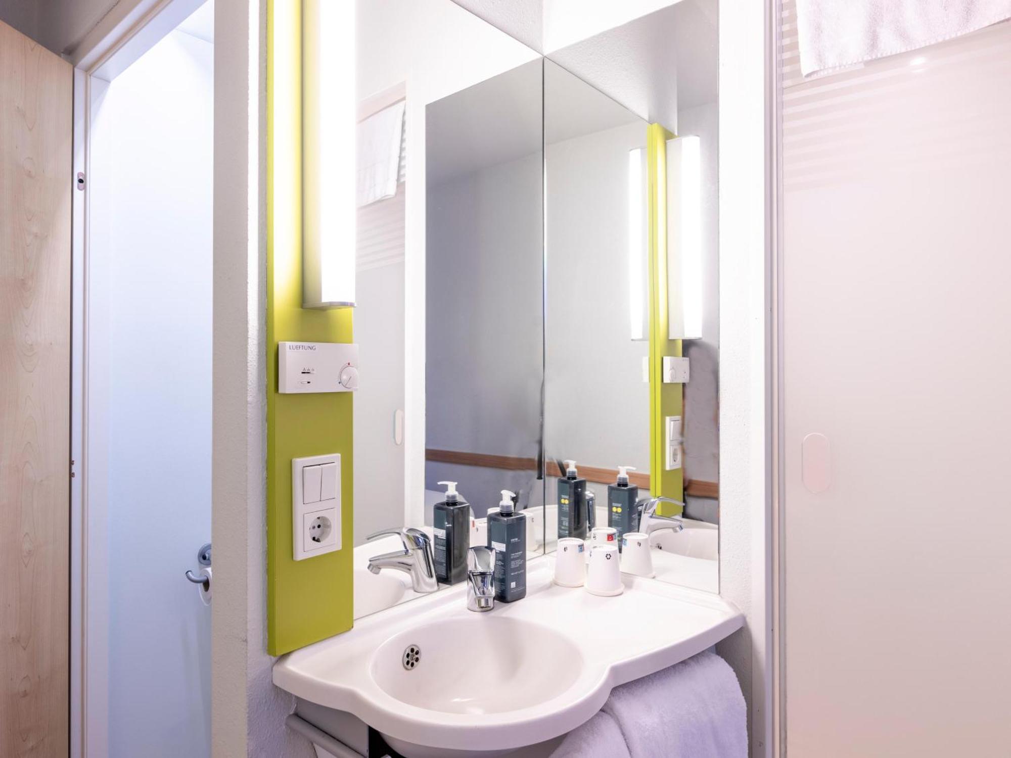 B&B Hotel Mannheim-Friedrichsfeld Zewnętrze zdjęcie